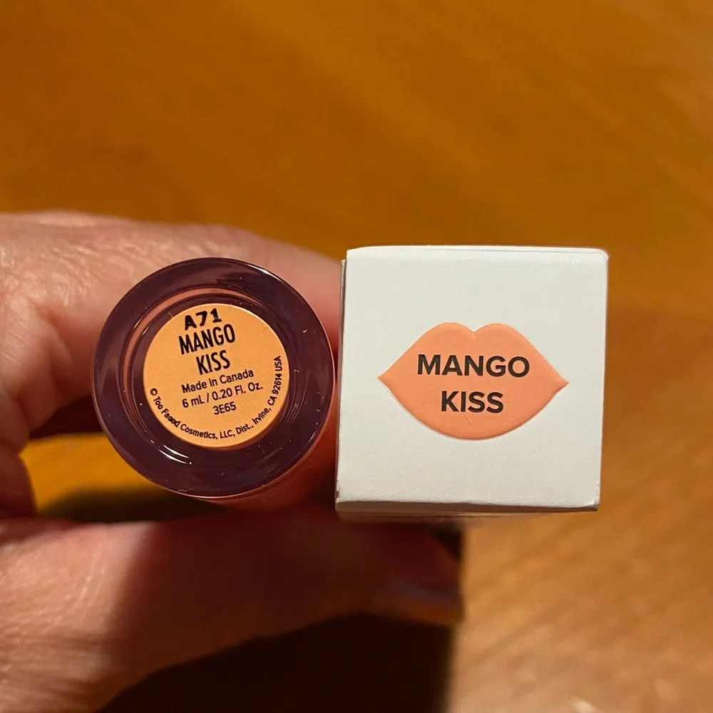 Too Faced Hangover Pillow Balm Lip Treatment Mango Kiss